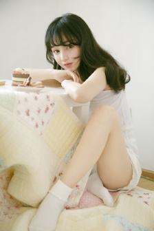 一级女厕厕露p偷拍撒尿